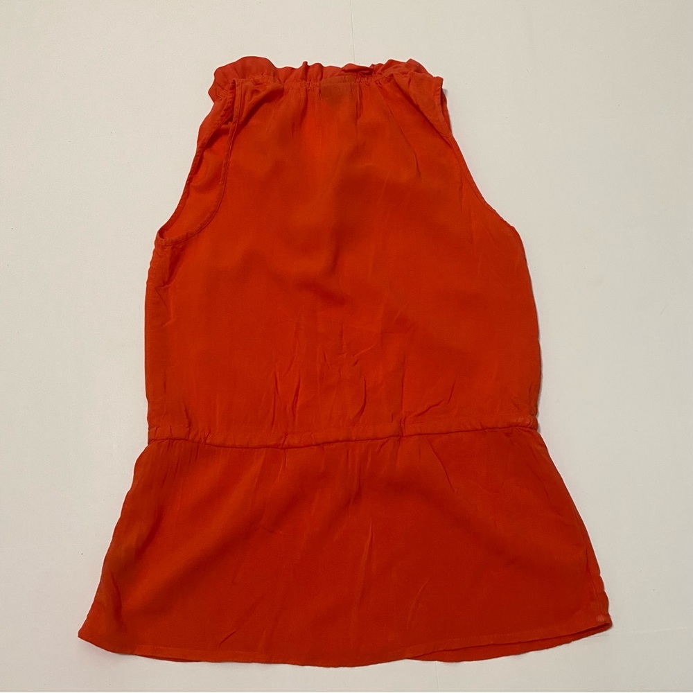 ⭐️ Mossimo size small orange no sleeve top - Picture 3 of 3